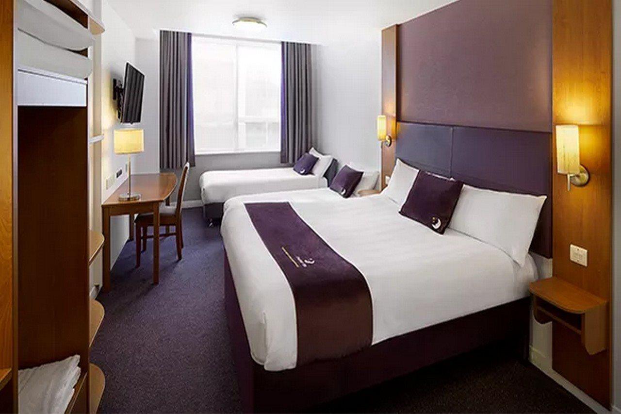 Premier Inn Wolverhampton City Centre Ngoại thất bức ảnh