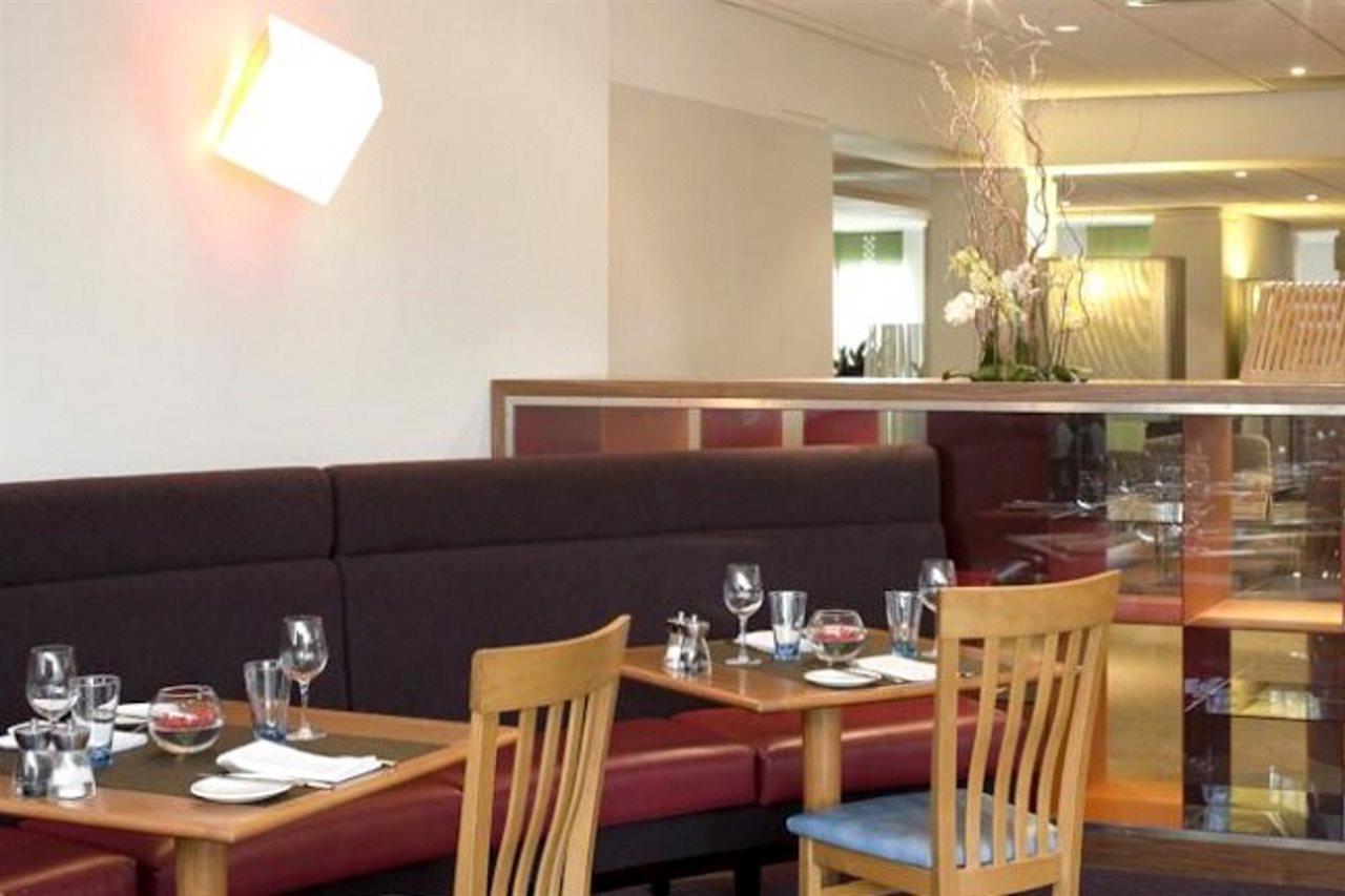 Premier Inn Wolverhampton City Centre Ngoại thất bức ảnh