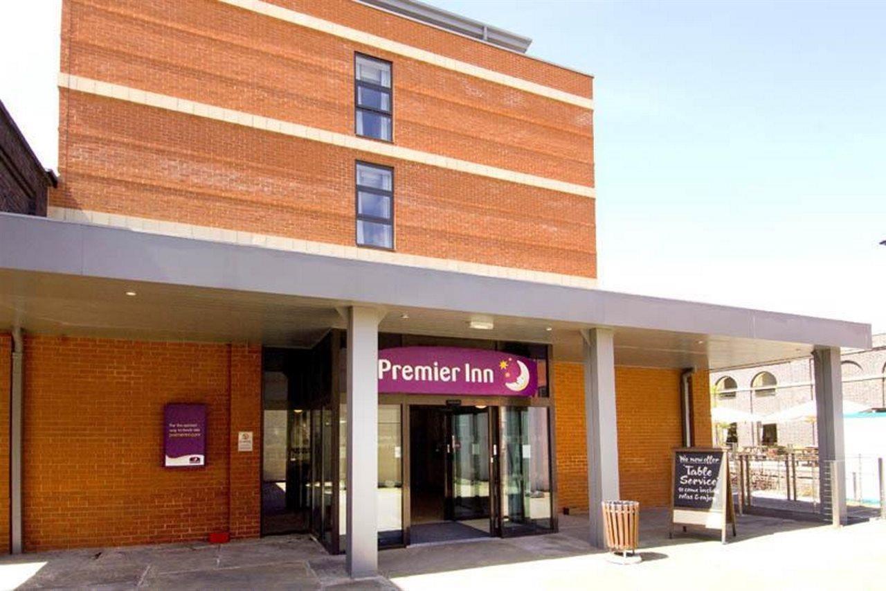 Premier Inn Wolverhampton City Centre Ngoại thất bức ảnh